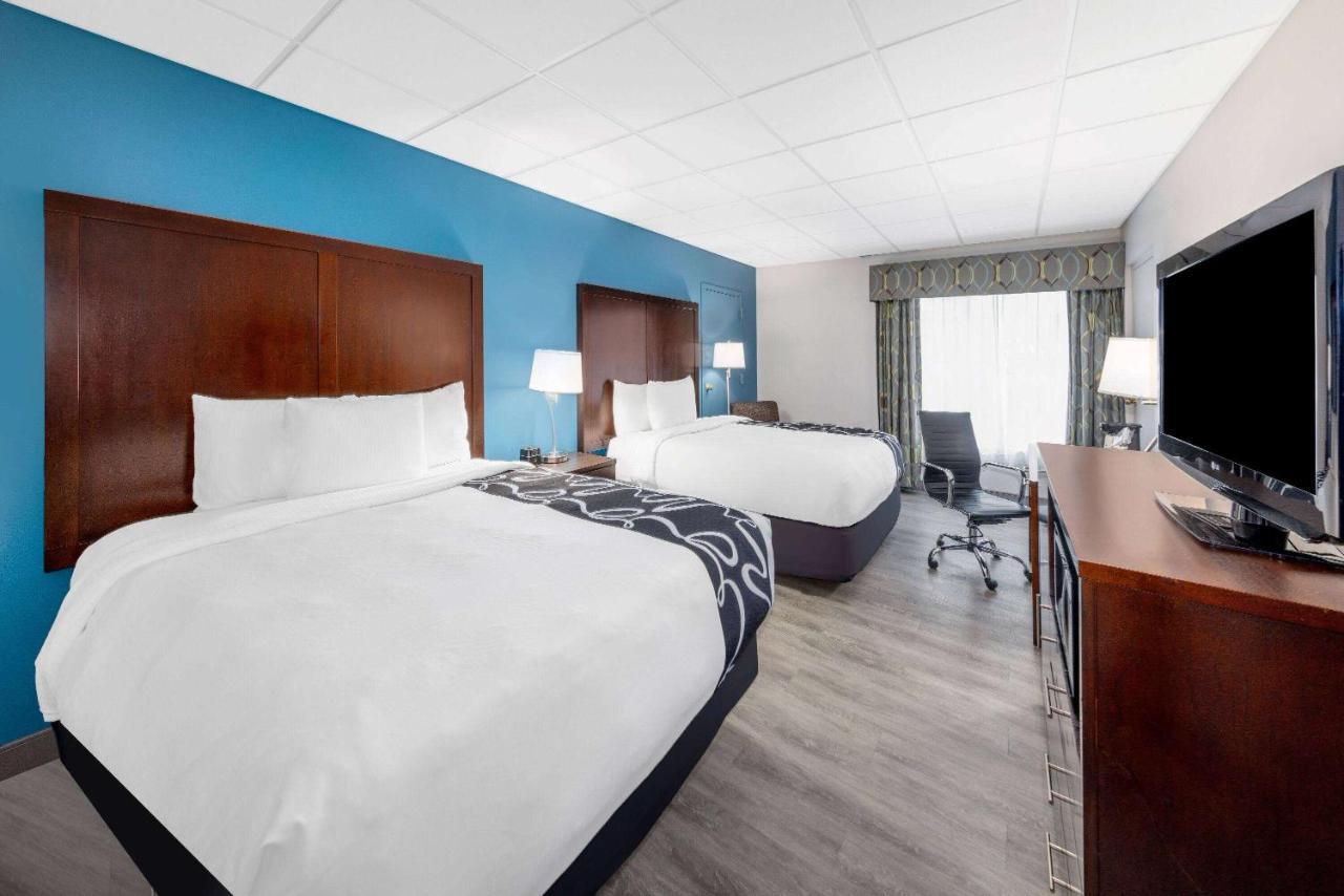 La Quinta Inn By Wyndham Линвуд Экстерьер фото
